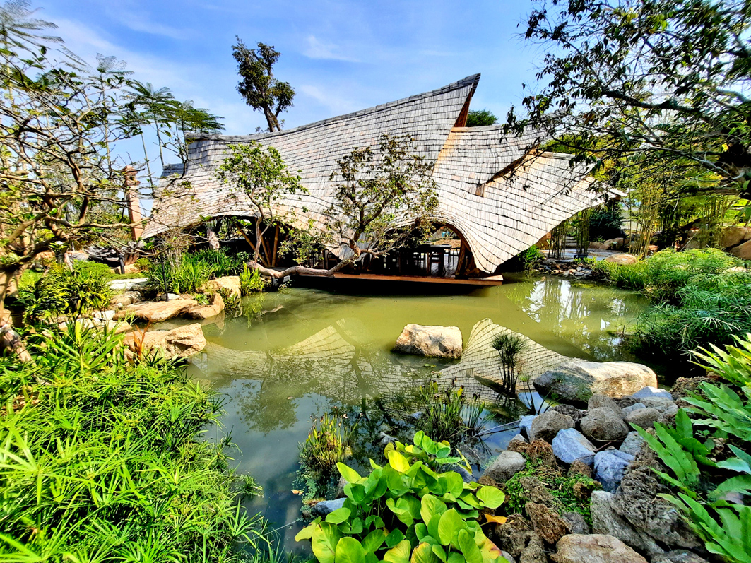 Villa House Water System in Chonburi Province, Thailand Villa House Water System in Chonburi Province, Thailand